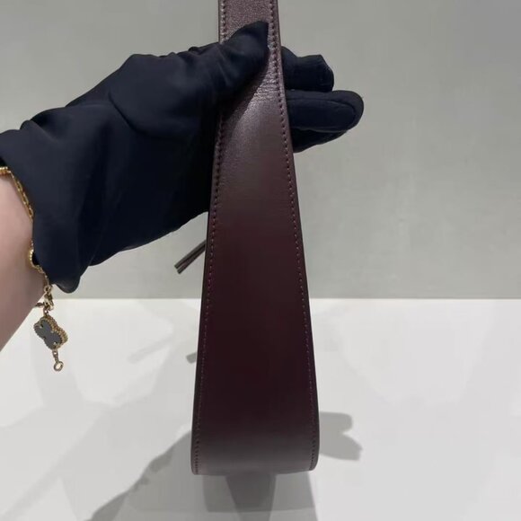 The Row Mini Arc Leather Shoulder Bag - Picture 3 of 5